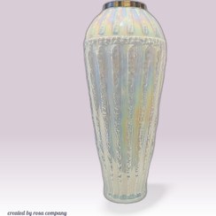 تصویر گلدان شیشه ای کنار سالنی یونیک 