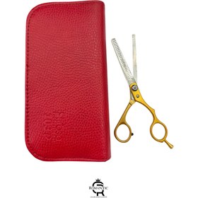 تصویر قیچی آرایشگری یک سر پیتاژ ۱۰۳ دسته طلایی با کیف 