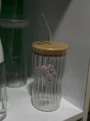 تصویر لیوان اسموتی پروانه ای 