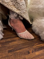 تصویر کفش عروس طرح باوان - ۵ سانت مکعبی / کرم / ۳۸ 