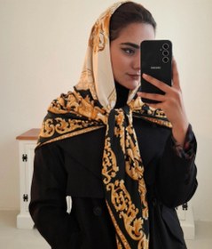 تصویر روسری ابریشم اعلا طرح سلطنتی 