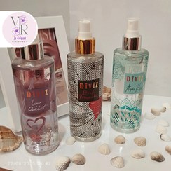 تصویر بادی اسپلش دیوایز طرح ویکتوریا سکرت – خوشبوکننده بدن با ماندگاری عالی – ۲۶۰ میل 