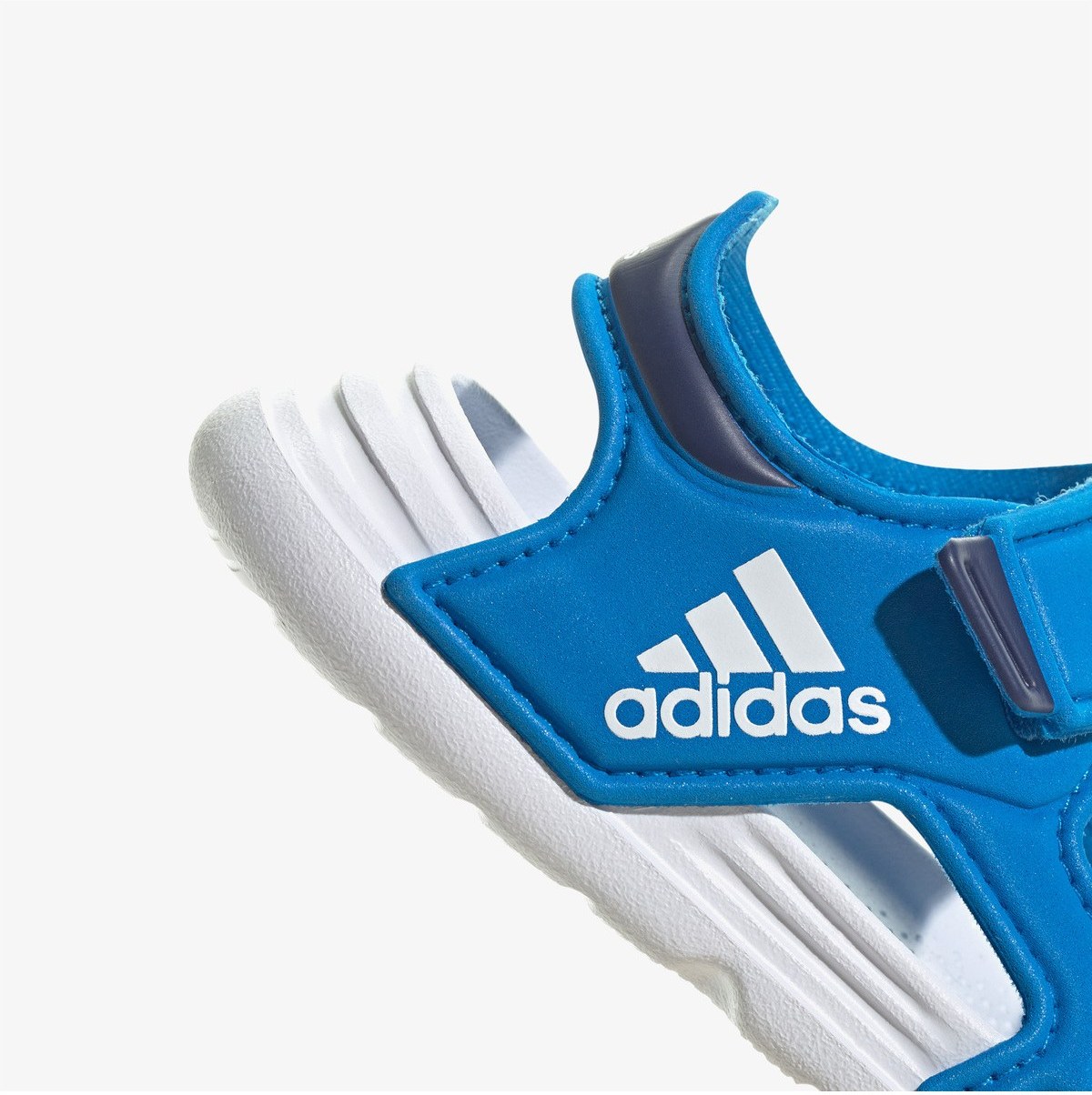 Adidas cheap altaswim blue