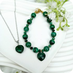 تصویر دستبند مالاکیت قلبی 