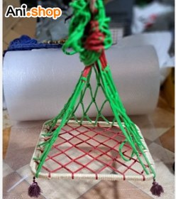 تصویر تاب آویز ریلکس دست دوز مربع 