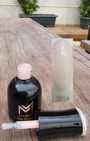 تصویر لاک ژل مجیک شماره ۰۵ 