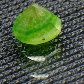 تصویر جواهر دمانتوئید D62 