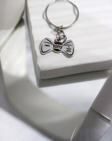 تصویر پلاک پاپیون مدل tony - 3 سانت / 5 حک / طلایی 