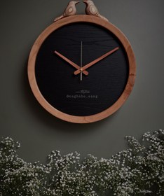 تصویر ساعت دیواری گرد پرنده دار 