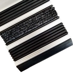 تصویر پادری آلومینیومی دورمت کد D450 با رویه PVC و موکت 