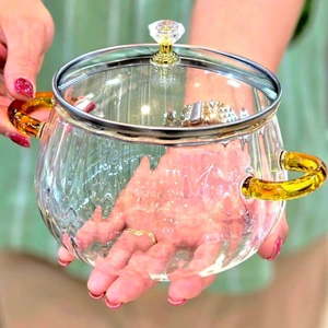 تصویر فروشگاه قاب سفید