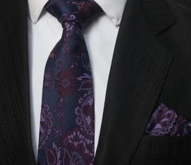 تصویر کراوات بنفش تیره طرحدار گل برگ برند Piero Butti 