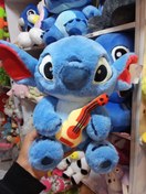 تصویر استیج گیتار زن aaaa