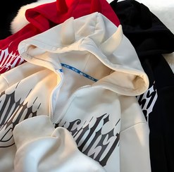 تصویر سویشرت هیولایی 