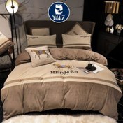 تصویر روتختی مخمل برند هرمس کد 132 - عرض 90 / ارتفاع 35 / لحاف یک تیکه دوختدار bedspread