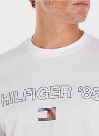 تصویر تی‌شرت گردن گرد لوگو برند Tommy Hilfiger Logo Crew Neck T-Shirt