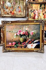 تصویر تابلو فرش ماشینی طرح گلدان و پیانو سایز ۱۲۰ در ۹۰ 