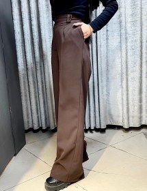 تصویر شلوار‌ واید بگ کرپ 