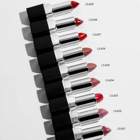 تصویر رژلب جامد GOLDEN EYE 