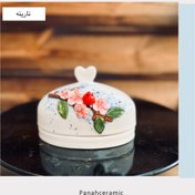 تصویر کره‌خوری سرامیکی دست‌ساز طرح شکوفه و انار مناسب صبحانه و دکور یلدایی 