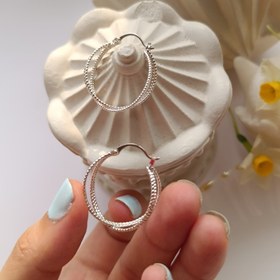 تصویر نقره ای ظریف 