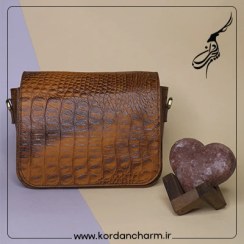 تصویر کیف دوشی زنانه چرم 