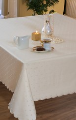 تصویر رومیزی ساتن ژاگارد مربع 150*150 رزین تاژ طرح اسکیپ کرم 