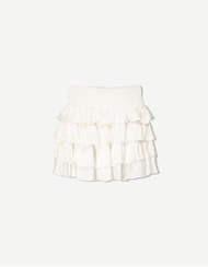 تصویر شلوارک دامنی کوتاه چین دار زنانه سفید برشکا 