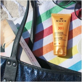 تصویر کرم ضدآفتاب و ضدپیری نوکس سری Sun با SPF30 حجم 150 میل nuxe sun spf 30 