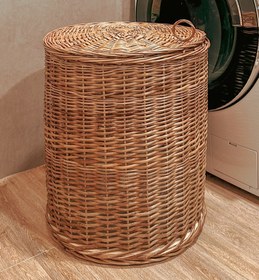 تصویر سبد حصیری گرد درب دار 