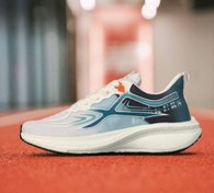 تصویر کتانی مردانه پیاده روی سیلیکون 