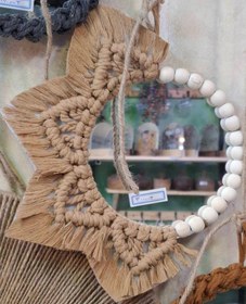 تصویر آینه مکرومه کرم Cream macrame mirror