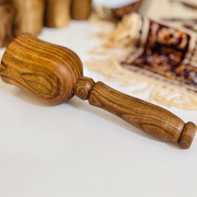 تصویر گوشتکوب چوبی سنتی / ابزار کاربردی آشپزخانه 