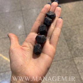 تصویر راف گارنت قرمز 