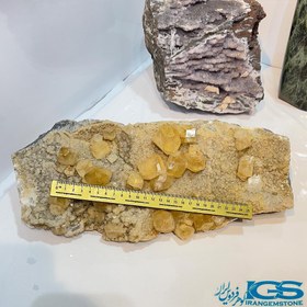 تصویر راف فلوریت زرد 