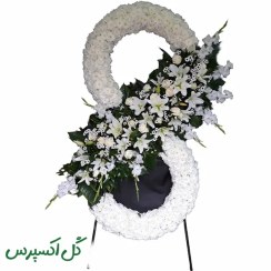 تصویر تاج گل دوطبقه ترحیم مدرن مه‌گل کد ۰۱۱۶ 