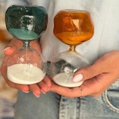 تصویر ساعت شنی فانتزی پیرکس 