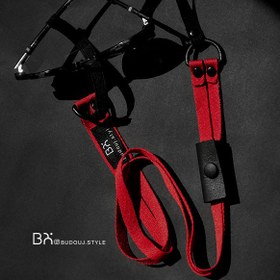 تصویر بندعینک سُرخ 