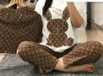 تصویر لباس سه تیکه زنانه بلوز و شلوار و شلورک درفروشگاه توکان لند - فری سایز ۳۶ تا۴۶ / رنگ سفید قهوه 