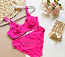 تصویر ست سوتین و شورت نخی «ترک» از برند فیلیز - کرمی / ۷۵ 