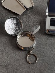 تصویر زیر سیگاری جیبی استیل دایره‌ای و مستطیل 