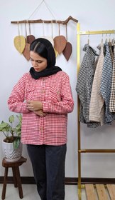 تصویر شکت دو جیب صلیبی جنس پیچازی - قرمز 