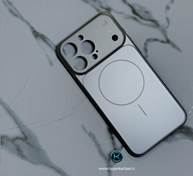 تصویر قاب گوشی اپل مدل iPhone 12 Pro با جنس سیلیکون 