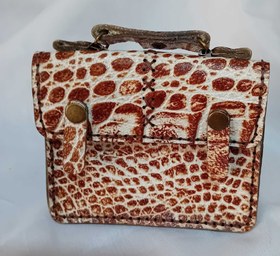 تصویر جاکارتی‌چرم‌زبرت 