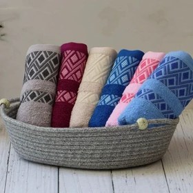 تصویر حوله دستی ۴۰در۸۰سنتی 