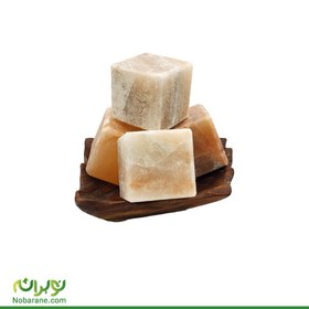 تصویر سنگ نمک مکعبی(کوبیک سنگ) 