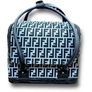 تصویر فروشگاه مژه آرا