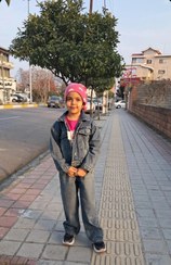 تصویر شلوار جین بگ مام استایل اسپرت دخترانه و پسرانه برند آکو کپی - نه سال و ده سال ریز aku