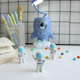 تصویر پاککن فضانورد 