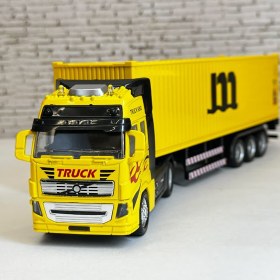 تصویر تریلی با کانتینر TRUCK 